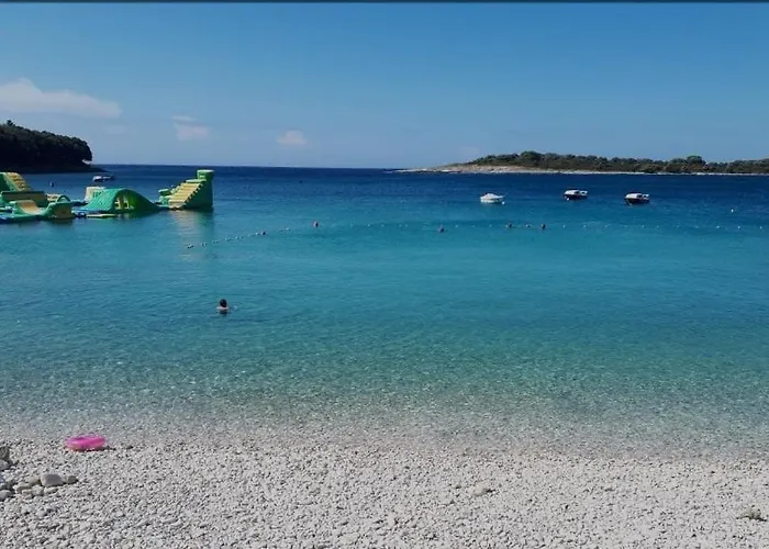 Apartment A Step Away From The Sea Pula